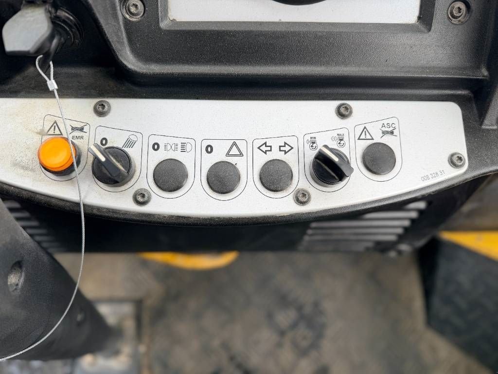 Packer & Walze typu Bomag BW216D-4, Gebrauchtmaschine v Venlo (Obrázek 11)