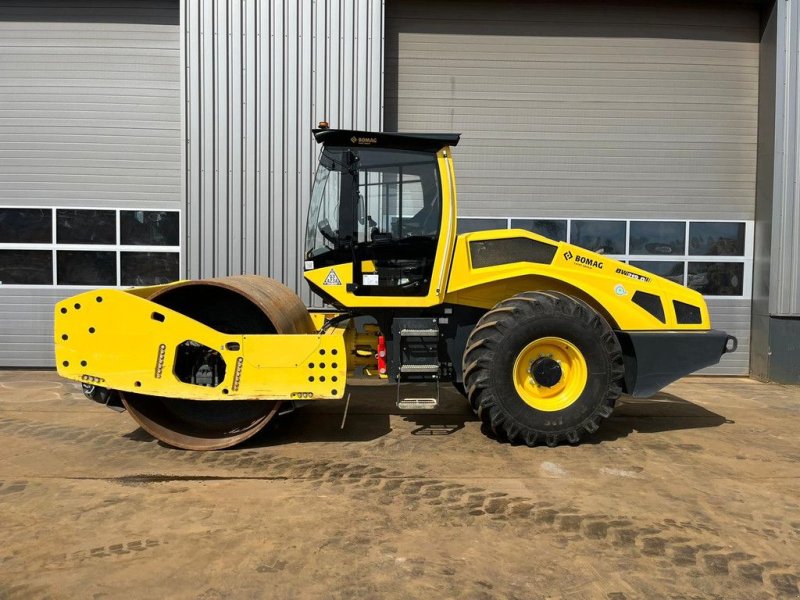 Packer & Walze of the type Bomag BW219DH-5 / CE certified / 2021 / low hours, Gebrauchtmaschine in Velddriel (Picture 1)