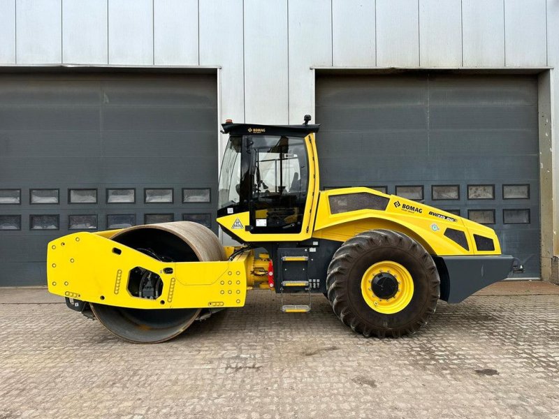 Packer & Walze of the type Bomag BW219DH-5, Gebrauchtmaschine in Velddriel (Picture 1)