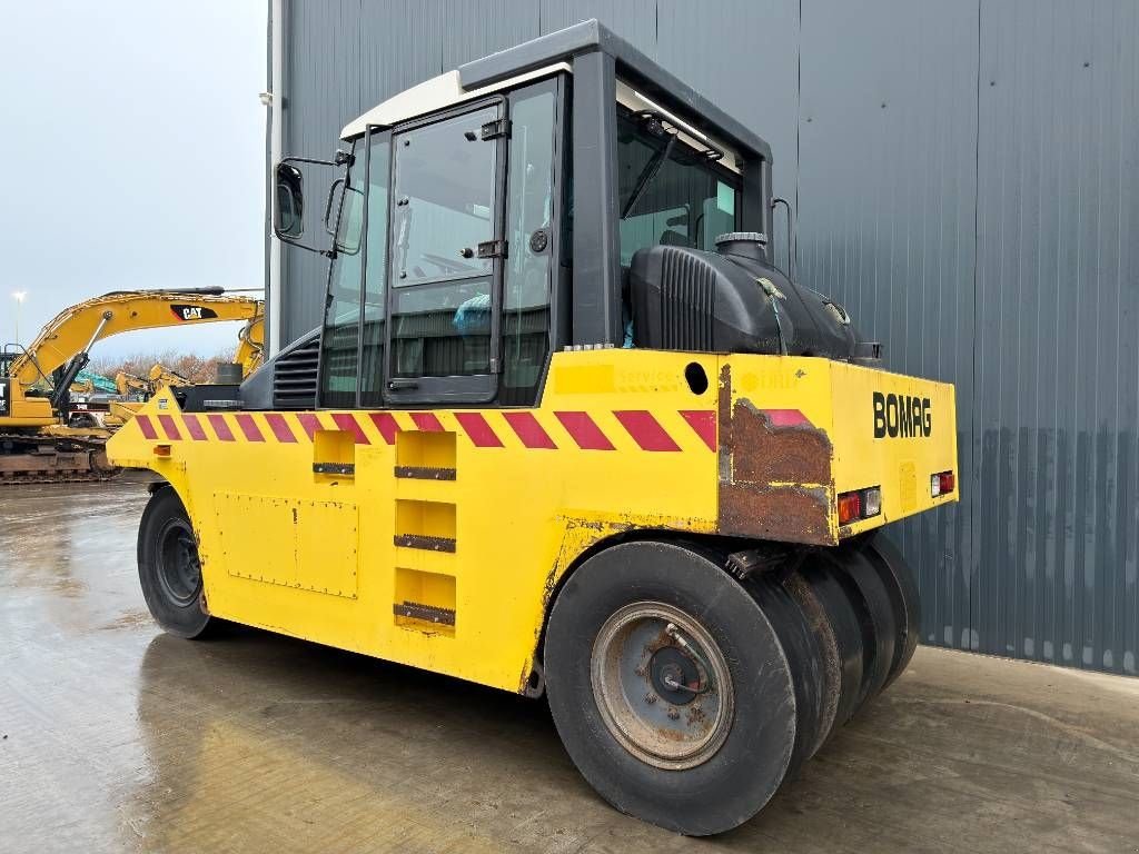 Packer & Walze du type Bomag BW24R, Gebrauchtmaschine en Venlo (Photo 3)