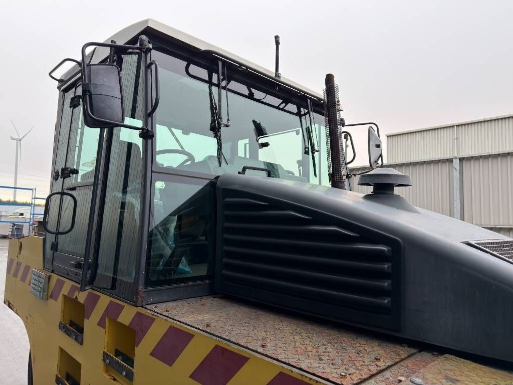 Packer & Walze du type Bomag BW24R, Gebrauchtmaschine en Venlo (Photo 8)