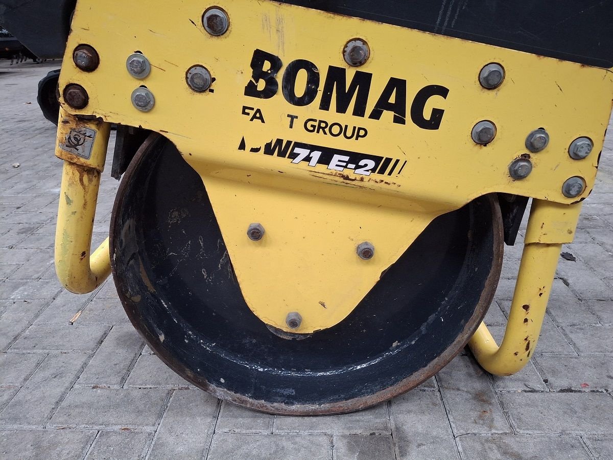 Packer & Walze du type Bomag BW71E-2, Gebrauchtmaschine en Donkerbroek (Photo 4)