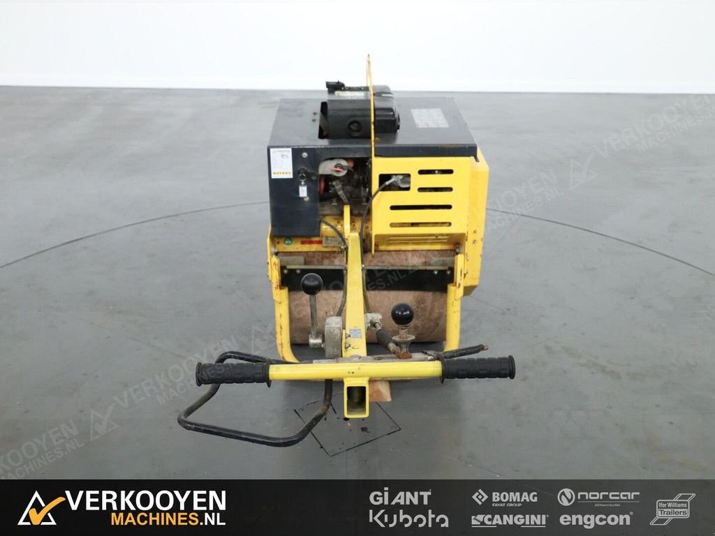 Packer & Walze van het type Bomag BW71E-2, Gebrauchtmaschine in Vessem (Foto 10)