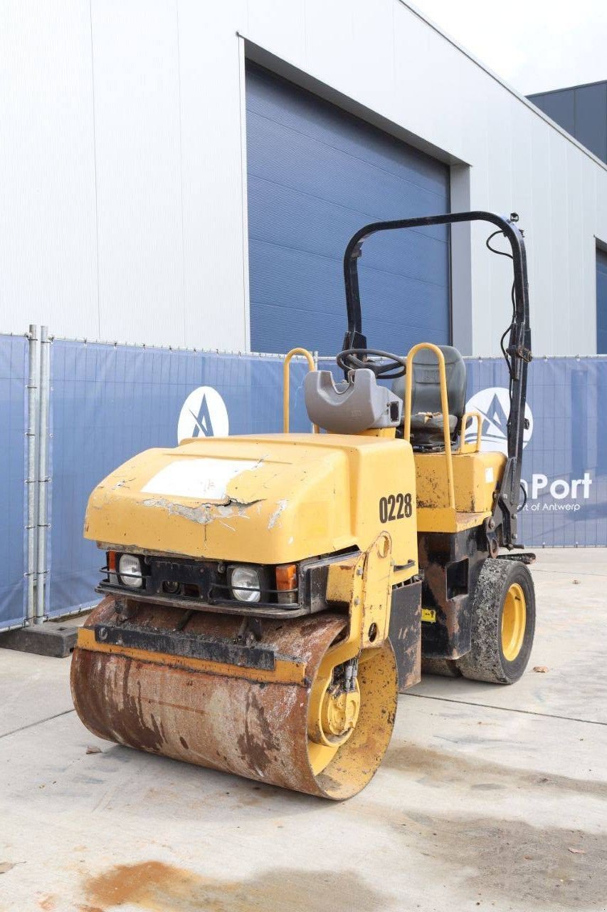 Packer & Walze του τύπου Caterpillar CB-225E, Gebrauchtmaschine σε Antwerpen (Φωτογραφία 10)