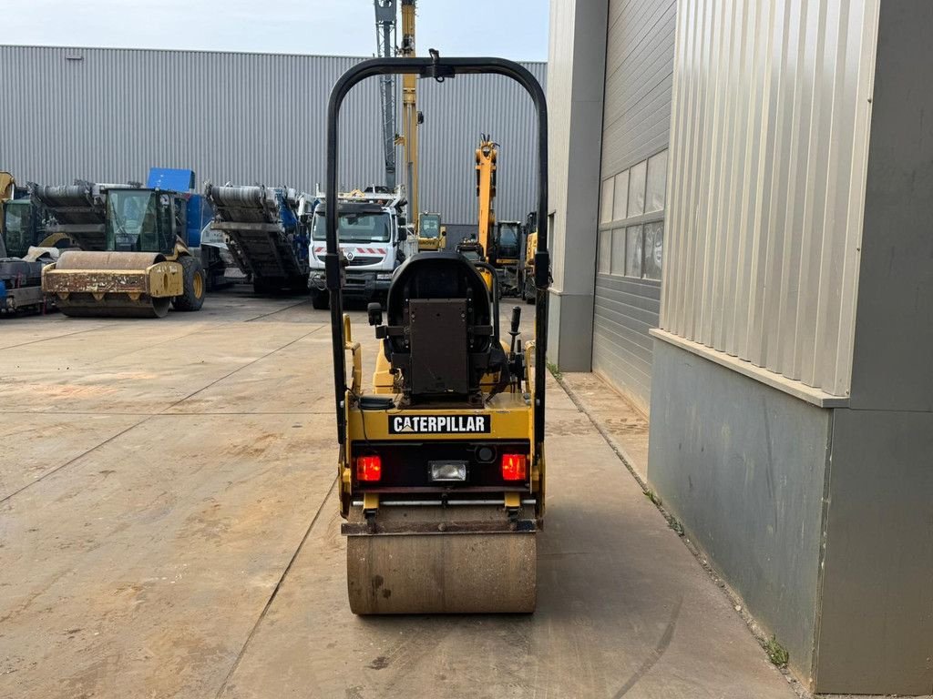 Packer & Walze от тип Caterpillar CB114, Gebrauchtmaschine в Velddriel (Снимка 4)