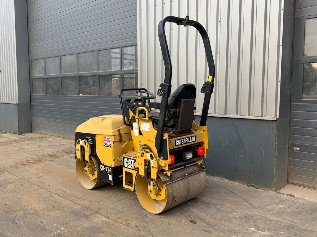 Packer & Walze от тип Caterpillar CB114, Gebrauchtmaschine в Velddriel (Снимка 3)