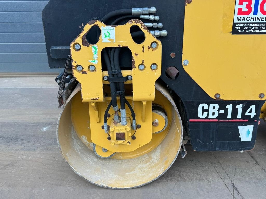 Packer & Walze от тип Caterpillar CB114, Gebrauchtmaschine в Velddriel (Снимка 11)