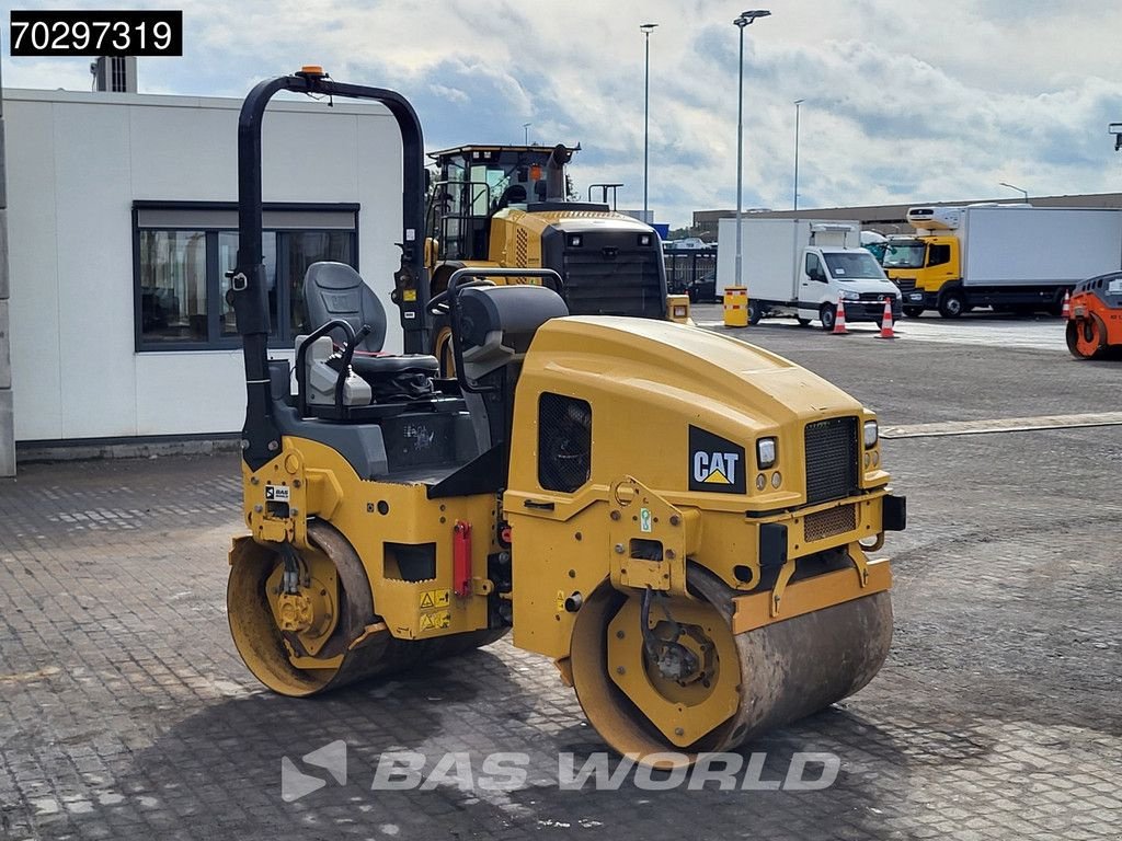 Packer & Walze typu Caterpillar CB2.7, Gebrauchtmaschine v Veghel (Obrázek 7)