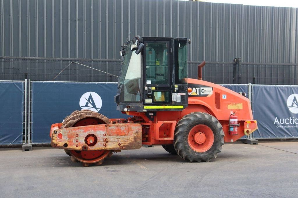 Packer & Walze typu Caterpillar CP44, Gebrauchtmaschine w Antwerpen (Zdjęcie 1)