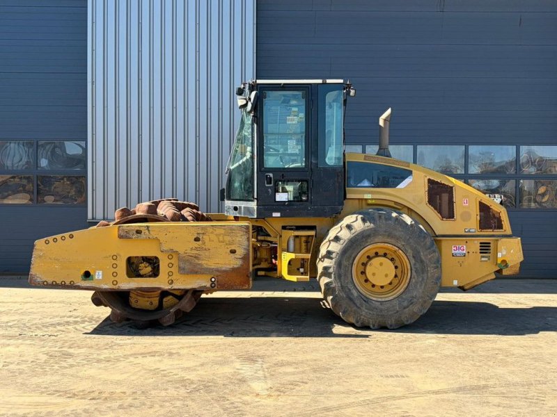 Packer & Walze от тип Caterpillar CP76, Gebrauchtmaschine в Velddriel