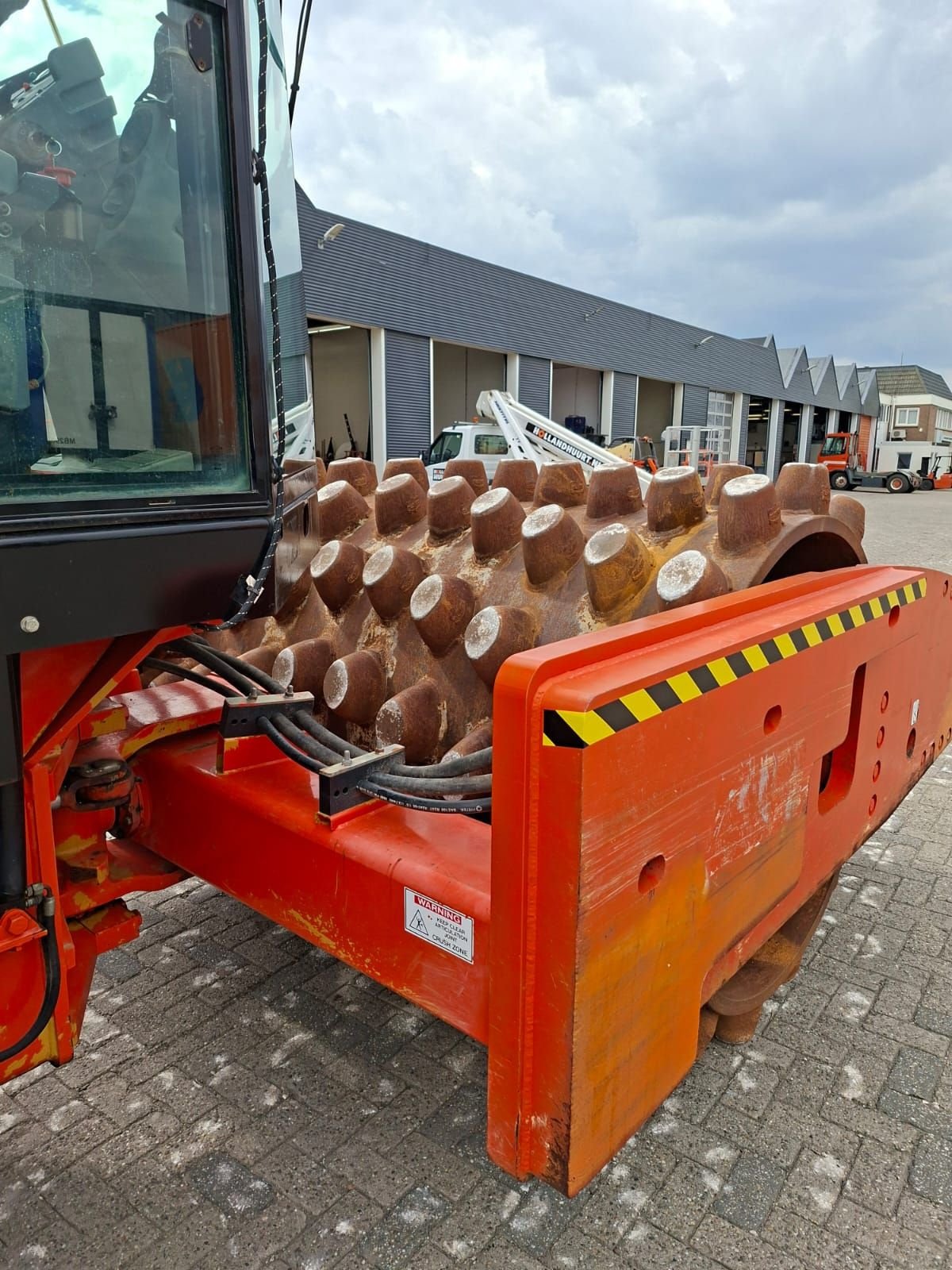 Packer & Walze от тип Caterpillar CP76, Gebrauchtmaschine в Bergschenhoek (Снимка 10)
