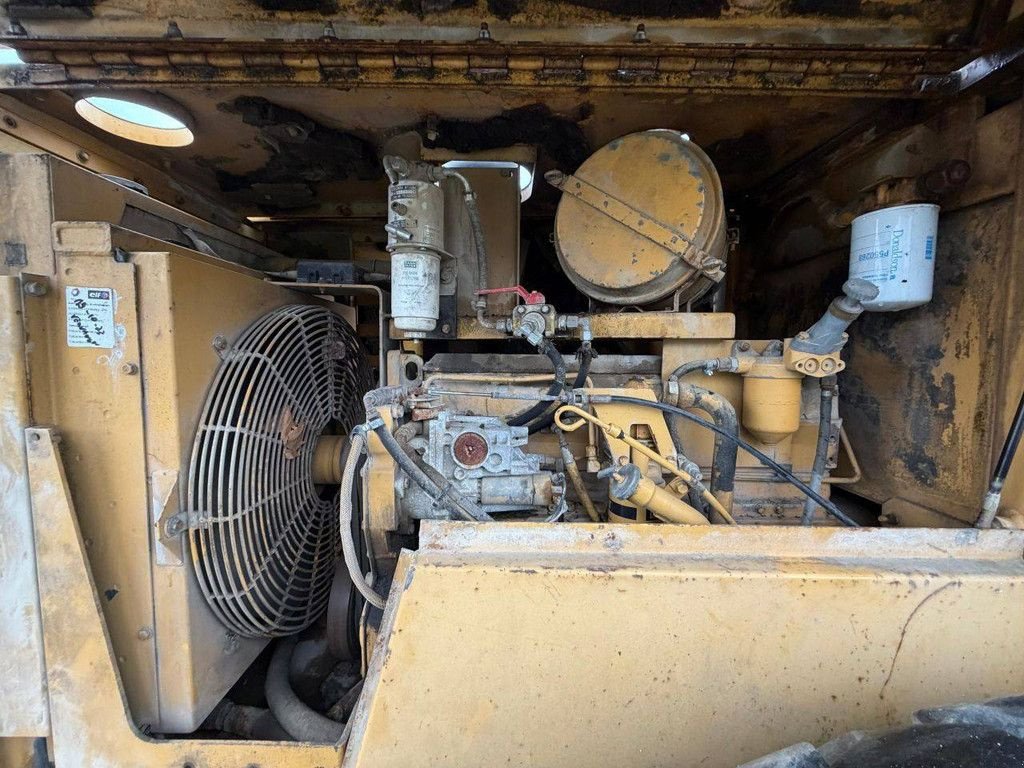 Packer & Walze tipa Caterpillar CS-563 AW, Gebrauchtmaschine u Antwerpen (Slika 8)