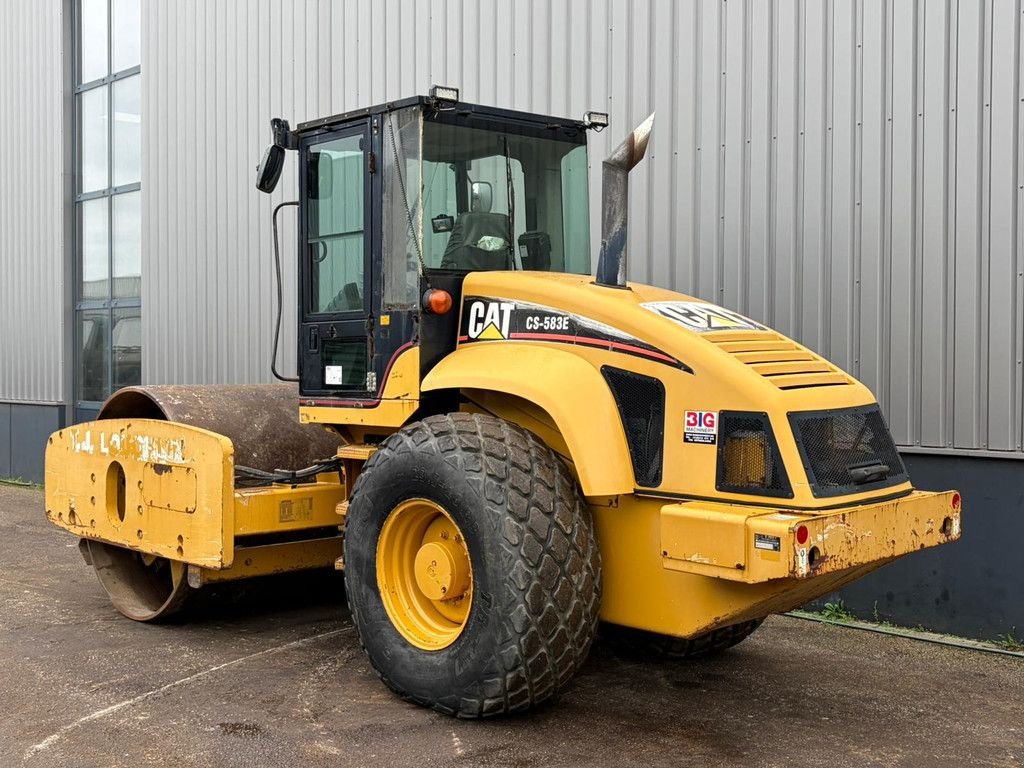 Packer & Walze типа Caterpillar CS583E, Gebrauchtmaschine в Velddriel (Фотография 3)