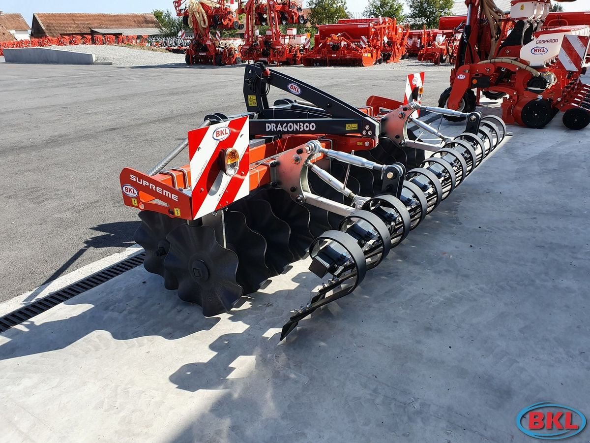 Packer & Walze des Typs DA Landtechnik Dragon 250 Frontpacker, Neumaschine in Rovisce (Bild 5)