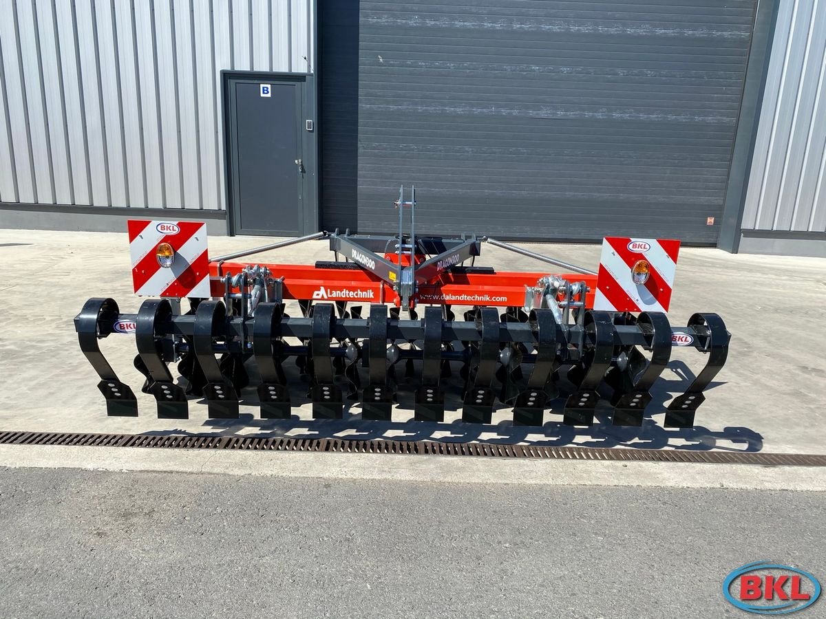 Packer & Walze des Typs DA Landtechnik Dragon 300 Frontpacker, Neumaschine in Rovisce (Bild 7)