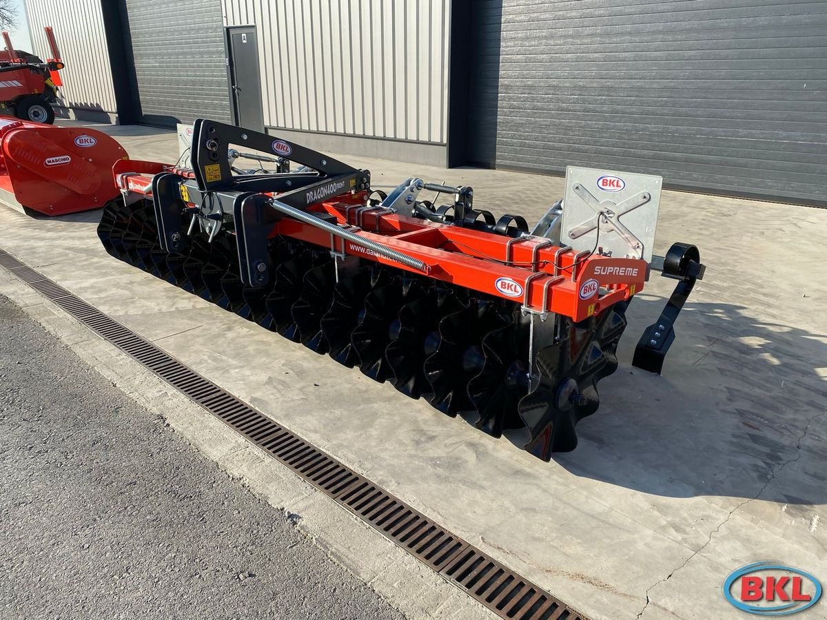 Packer & Walze des Typs DA Landtechnik Dragon 400 Frontpacker, Neumaschine in Rovisce (Bild 5)