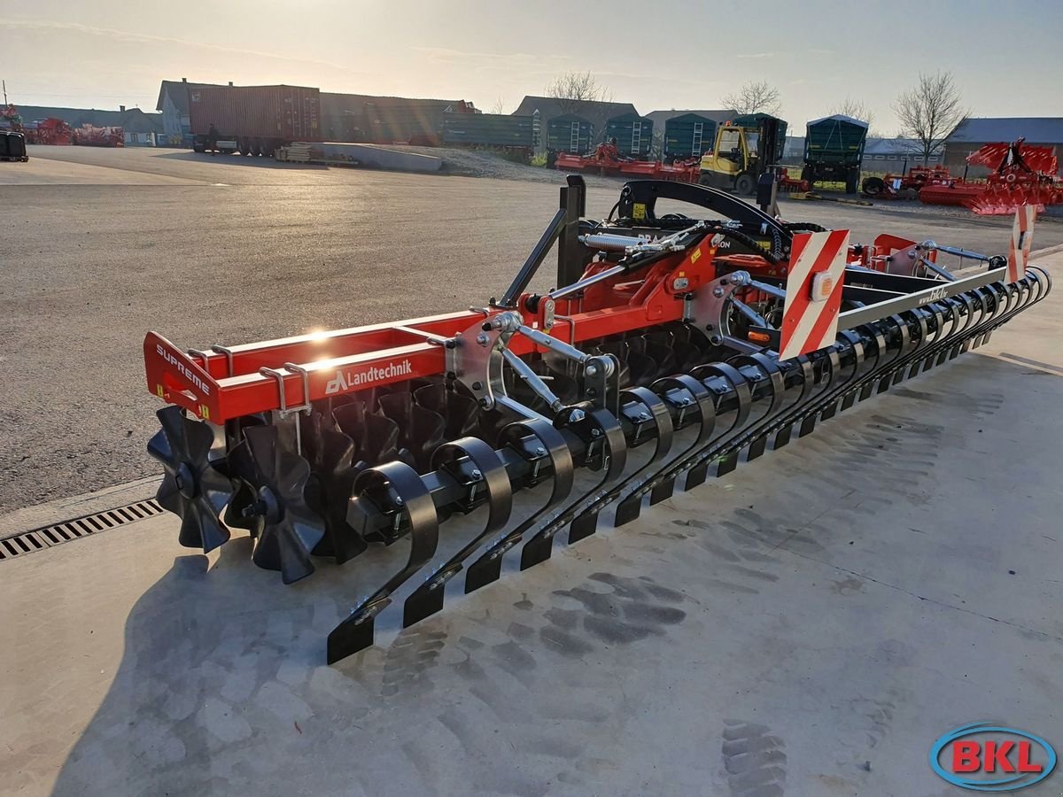 Packer & Walze des Typs DA Landtechnik Dragon 600 Frontpacker, Neumaschine in Rovisce (Bild 4)