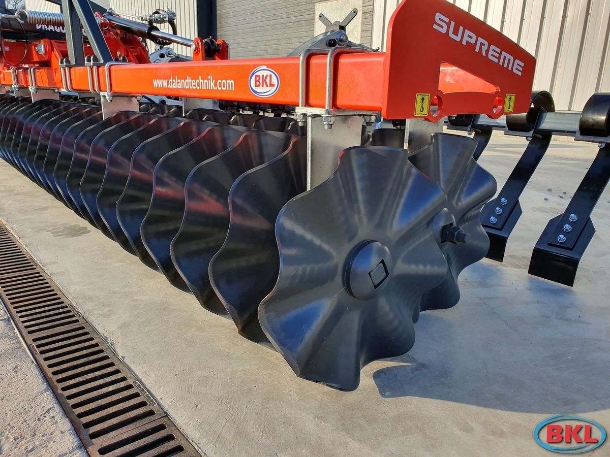 Packer & Walze des Typs DA Landtechnik Dragon 600 Frontpacker, Neumaschine in Rovisce (Bild 8)