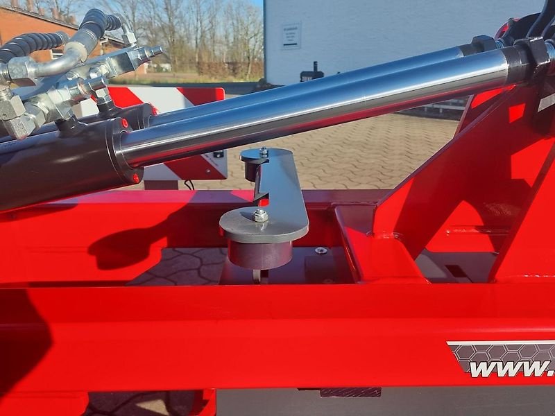 Packer & Walze tipa DA Landtechnik Katana Cut Hydro 900 Butterfly Messerwalze, Neumaschine u Stemwede (Slika 7)