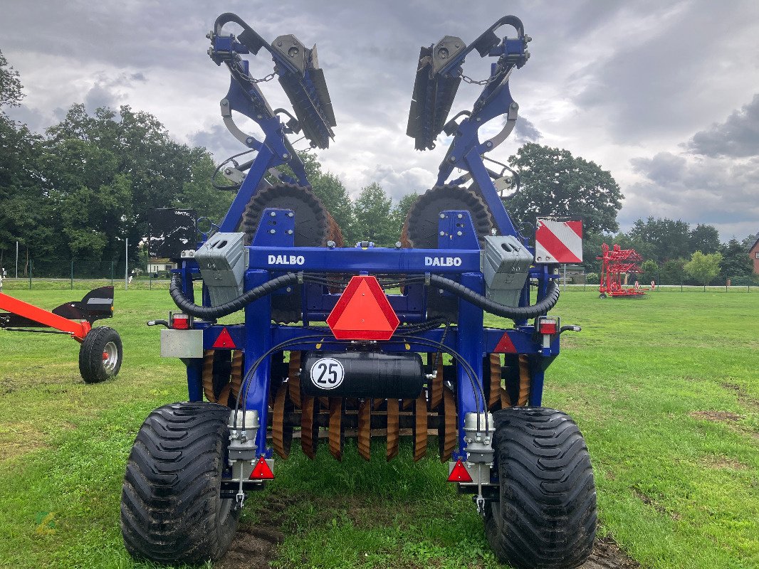 Packer & Walze des Typs Dalbo Maxiroll 630, Gebrauchtmaschine in Sonnewalde (Bild 3)