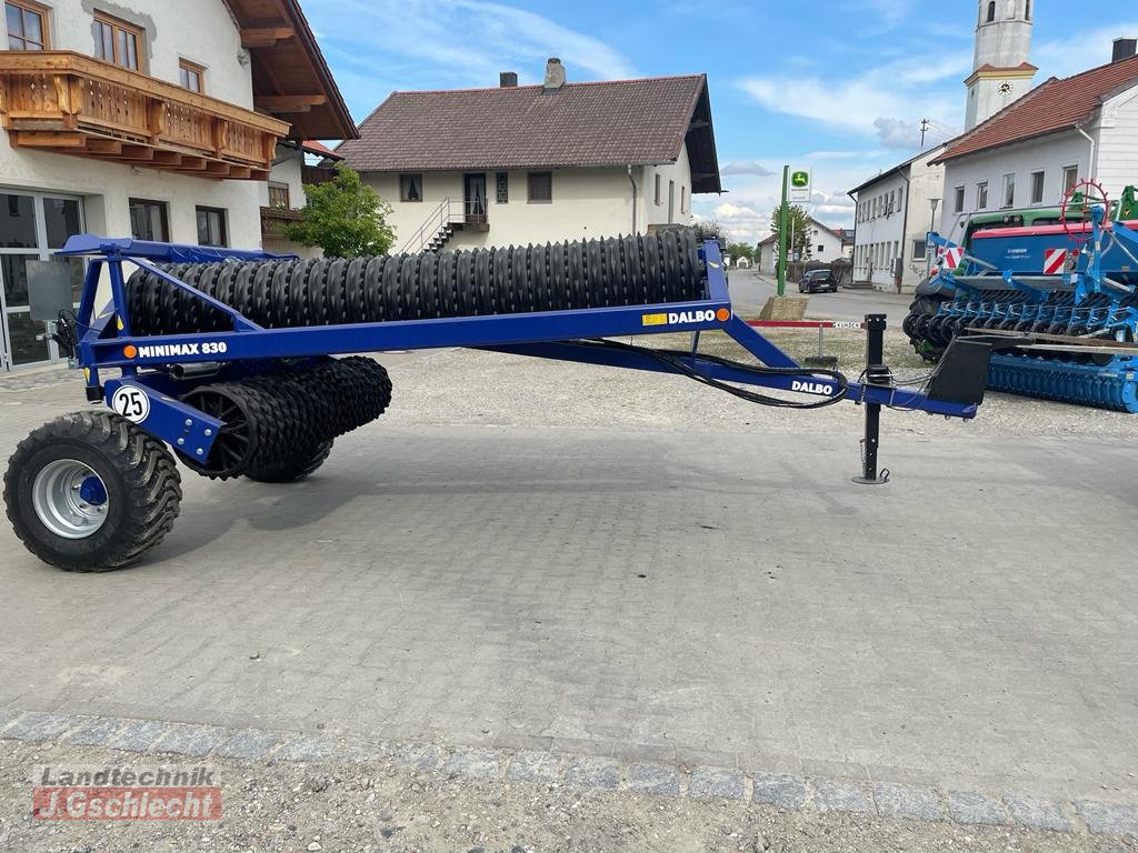 Packer & Walze des Typs Dalbo Minimax 830 & 630, Neumaschine in Mühldorf (Bild 9)