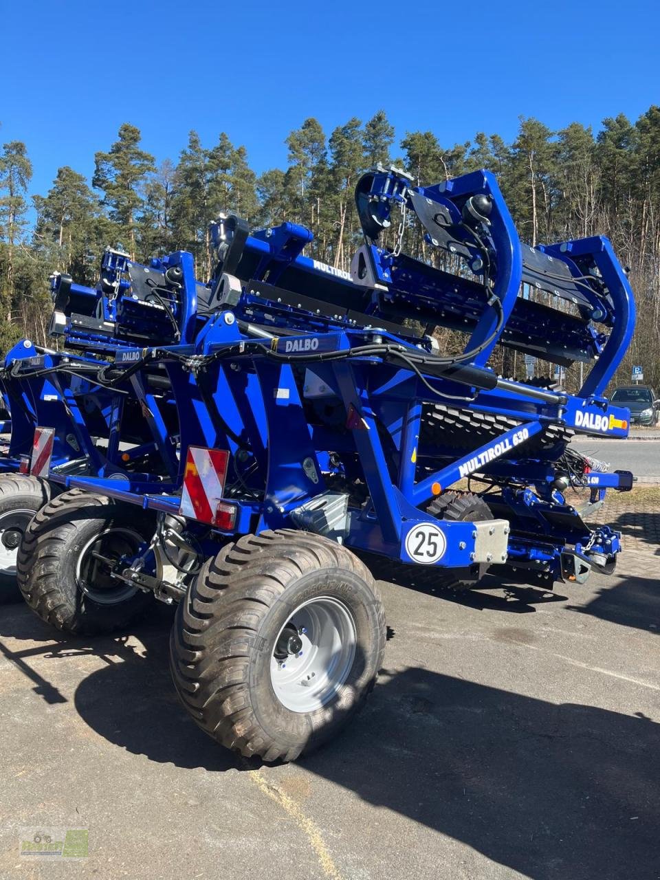 Packer & Walze van het type Dalbo Multiroll 630/55 CC Messerwalze - NEU, Nachfolger Maxiroll, Neumaschine in Wernberg-Köblitz (Foto 3)