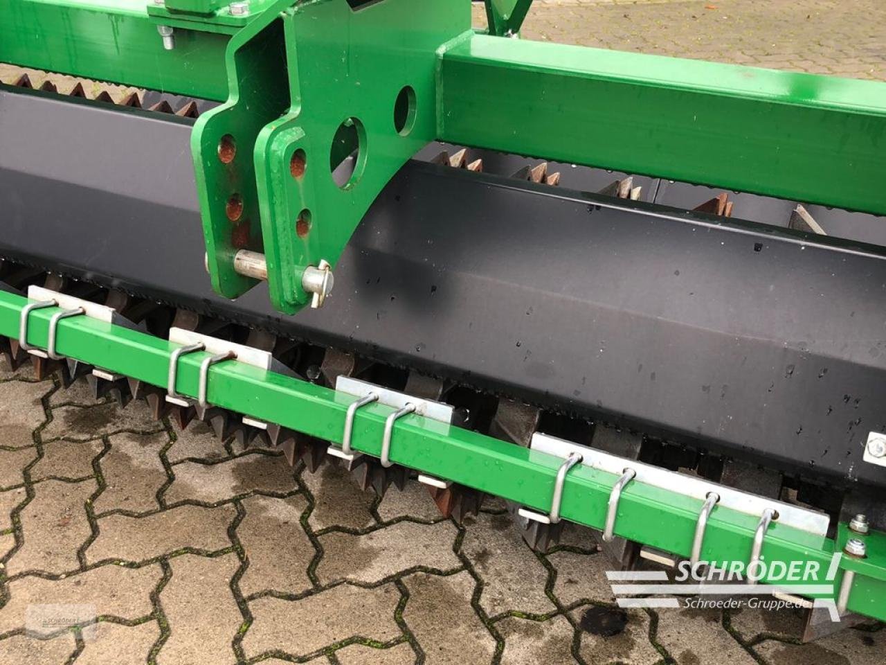 Packer & Walze des Typs Düvelsdorf 3,00 M MIT MESSERWALZE, Neumaschine in Ahlerstedt (Bild 4)