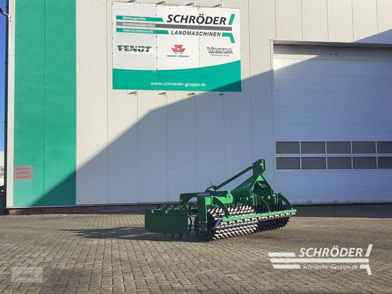 Packer & Walze от тип Düvelsdorf 3,00 M, Neumaschine в Norden (Снимка 1)