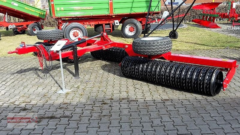 Packer & Walze del tipo Expom Jacek 6,20 m Cambridgewalze Ø 500mm, Neumaschine In Ostheim/Rhön (Immagine 6)