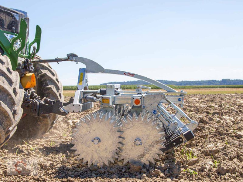 Packer & Walze типа Fliegl Profiwalze 3,0m Frontpacker Lenkbock, Neumaschine в Tiefenbach (Фотография 1)