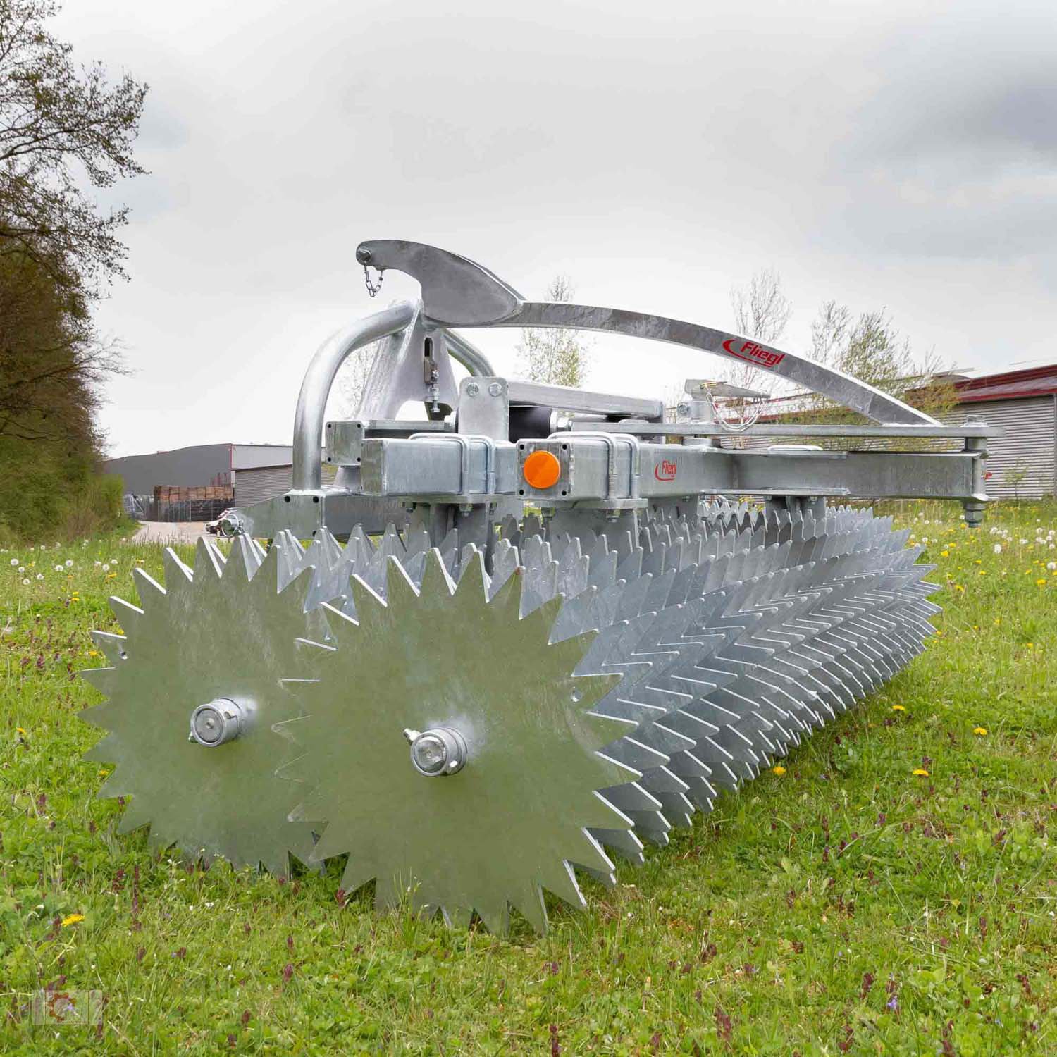 Packer & Walze del tipo Fliegl Profiwalze 3,0m Frontpacker Lenkbock, Neumaschine In Tiefenbach (Immagine 8)