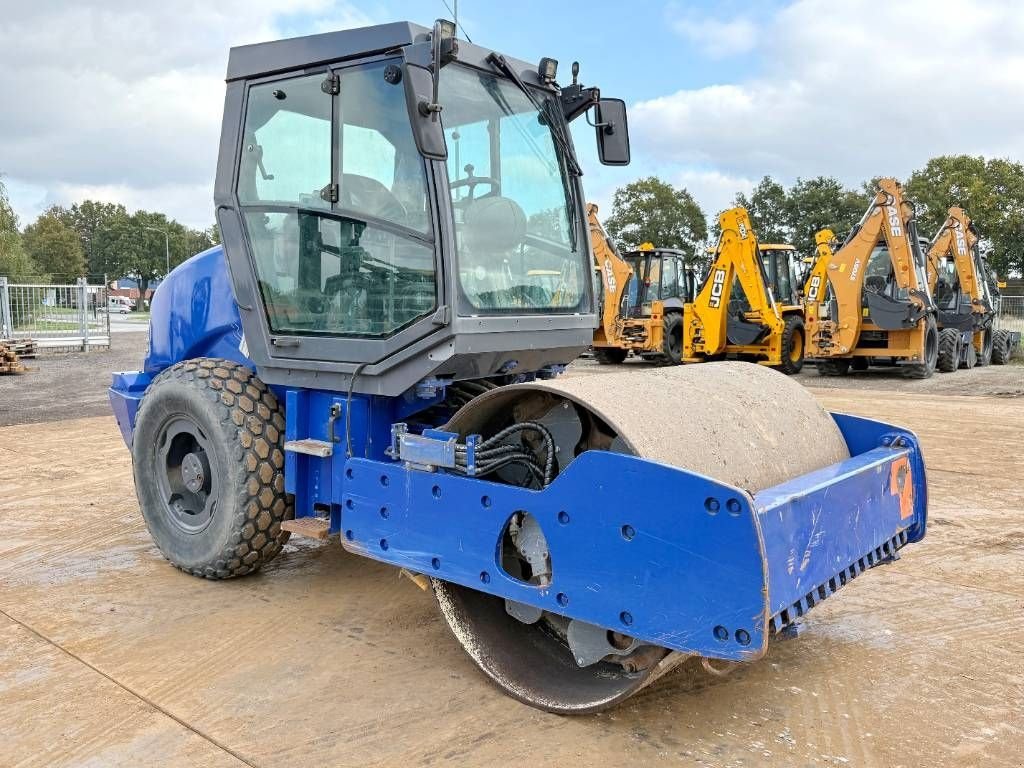 Packer & Walze van het type Hamm 3307 - Good Working Condition / Deutz Engine, Gebrauchtmaschine in Veldhoven (Foto 8)