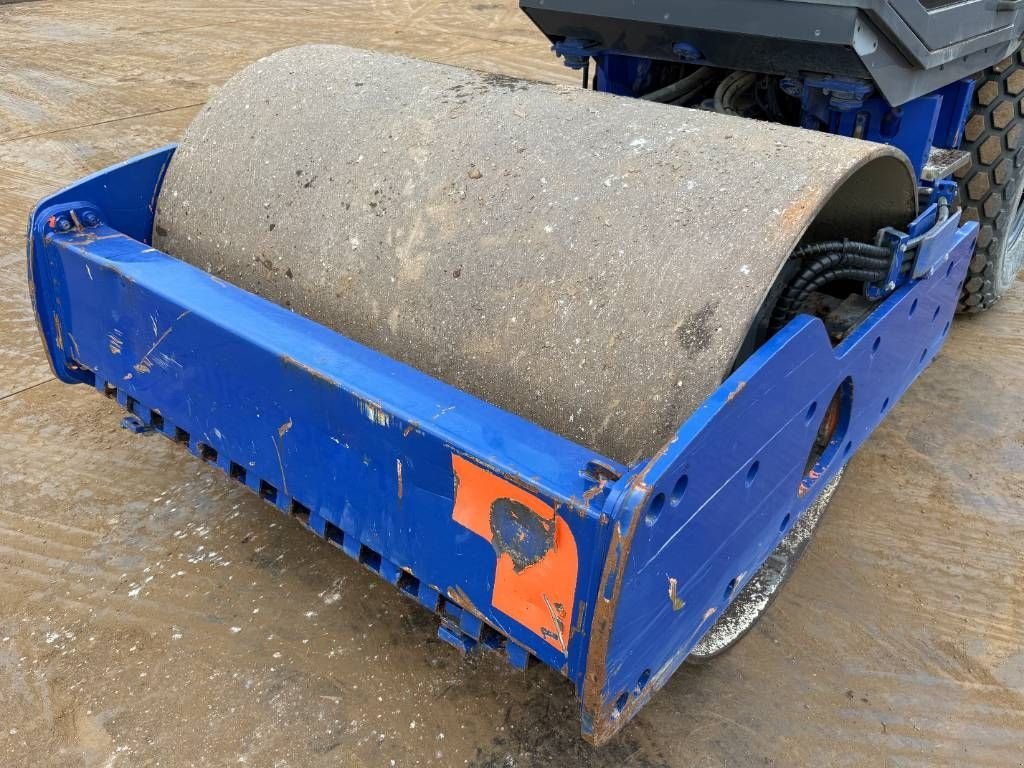 Packer & Walze van het type Hamm 3307 - Good Working Condition / Deutz Engine, Gebrauchtmaschine in Veldhoven (Foto 10)