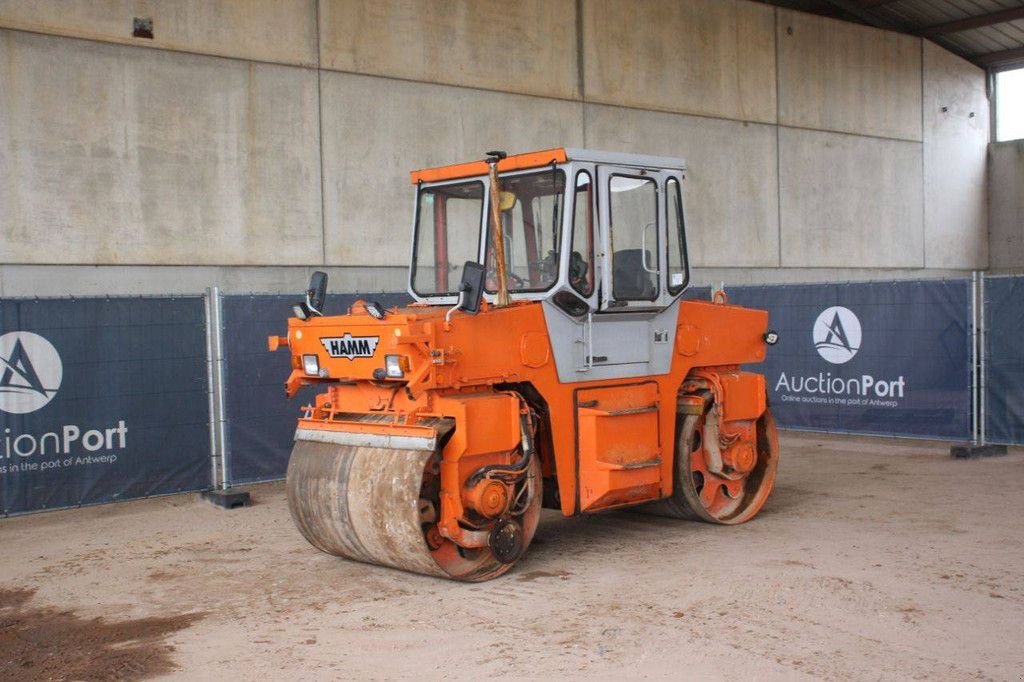 Packer & Walze del tipo Hamm DV06 V, Gebrauchtmaschine en Antwerpen (Imagen 9)