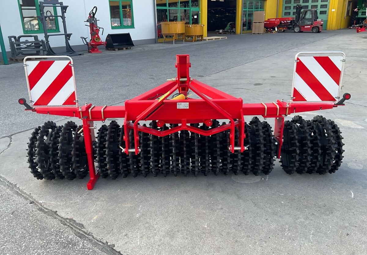 Packer & Walze of the type HE-VA Front-Roller 3 m Cross-Kill 550-600 mm, Neumaschine in Zwettl (Picture 8)