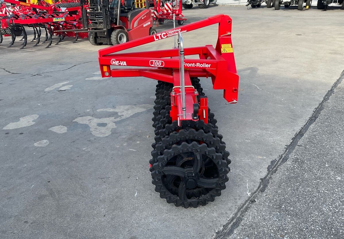 Packer & Walze of the type HE-VA Front-Roller 3 m Cross-Kill 550-600 mm, Neumaschine in Zwettl (Picture 9)