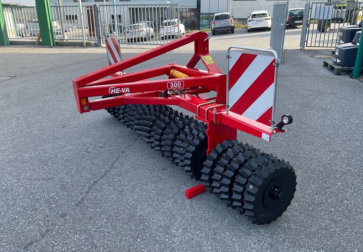 Packer & Walze Türe ait HE-VA Front-Roller 3 m Sternring 450-500, Neumaschine içinde Zwettl (resim 1)