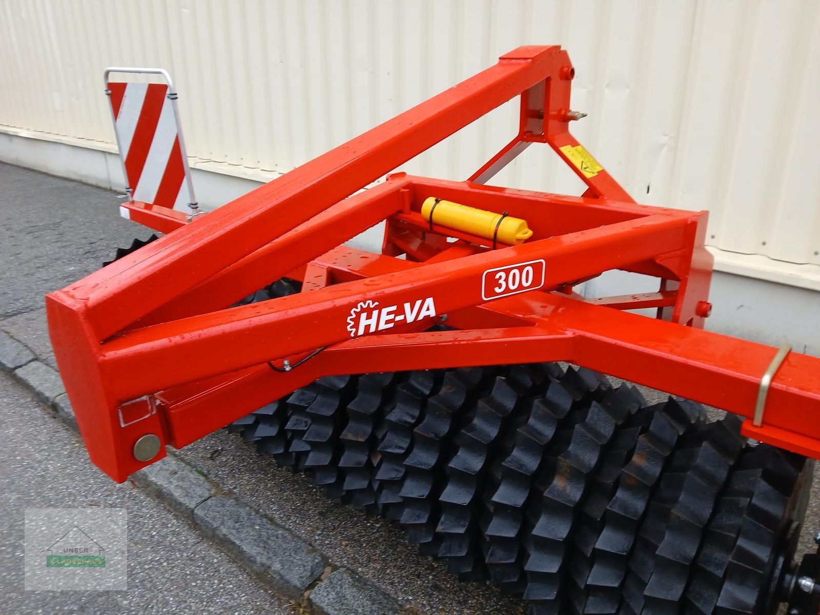 Packer & Walze des Typs HE-VA Front Roller 300, Gebrauchtmaschine in Voitsberg (Bild 3)