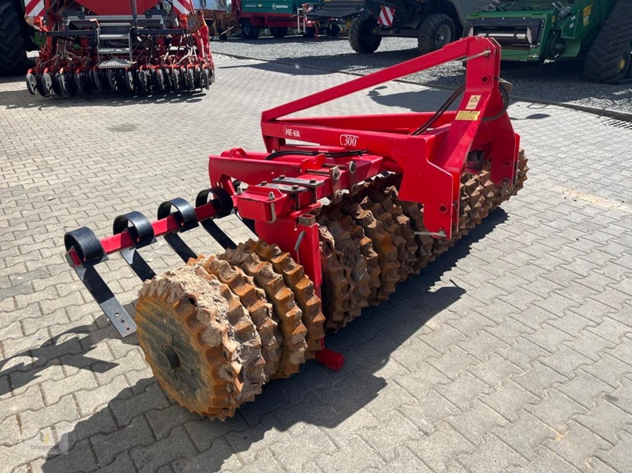 Packer & Walze du type HE-VA Front Roller 300, Gebrauchtmaschine en Neuhof - Dorfborn (Photo 2)