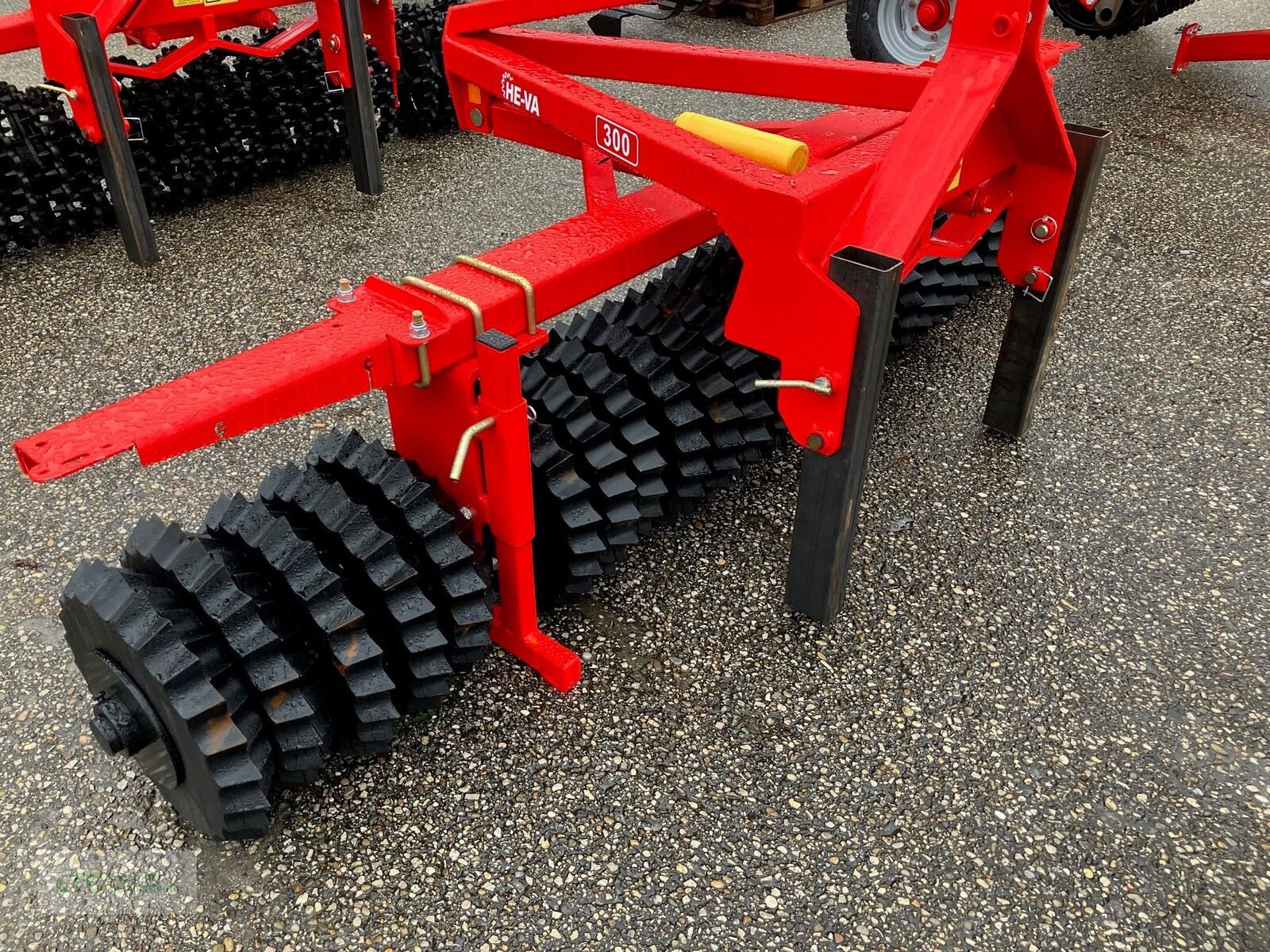 Packer & Walze Türe ait HE-VA Frontroller 3,00m, Neumaschine içinde Korneuburg (resim 4)