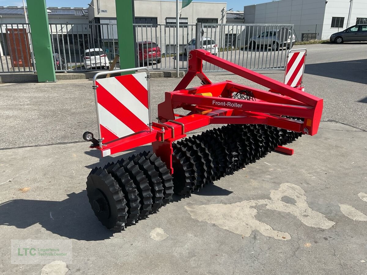 Packer & Walze des Typs HE-VA Frontroller 300, Neumaschine in Korneuburg (Bild 2)