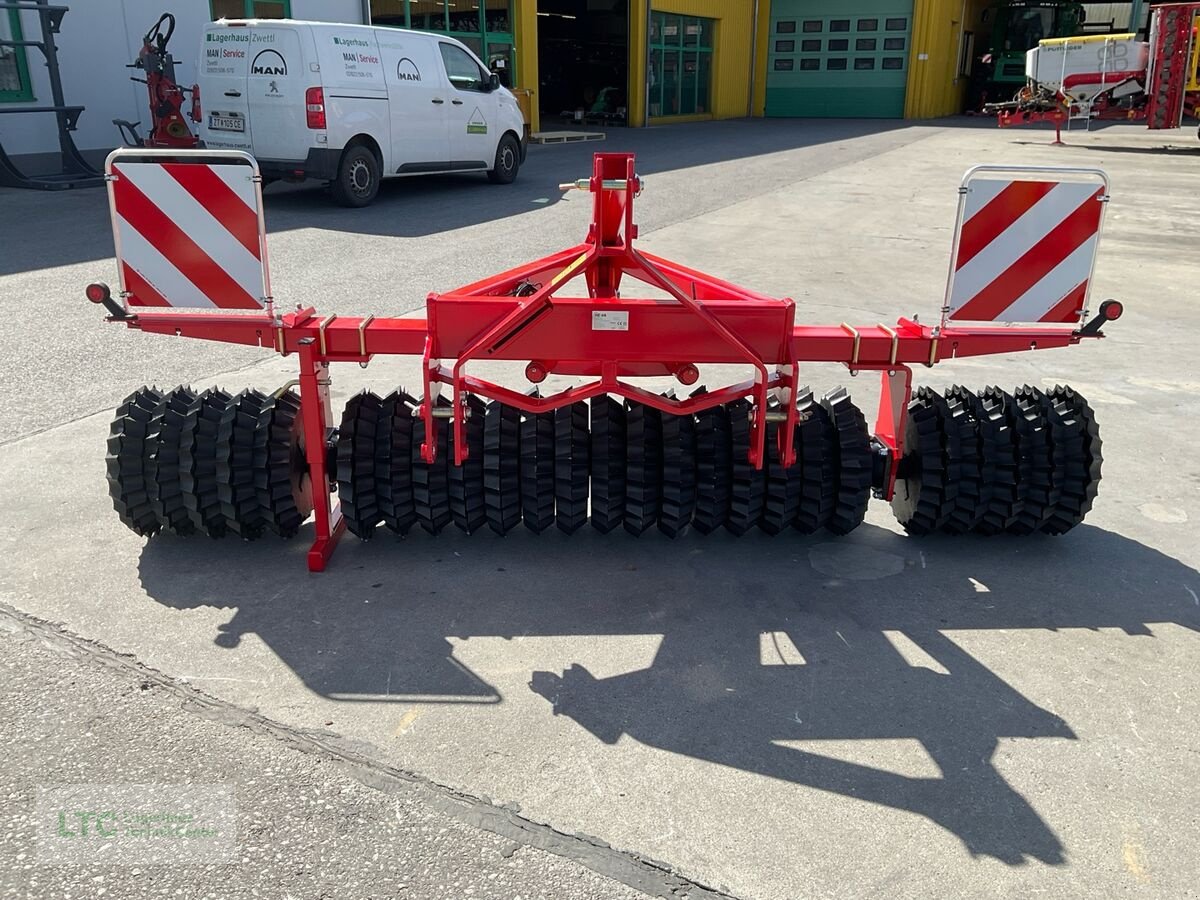 Packer & Walze des Typs HE-VA Frontroller 300, Neumaschine in Korneuburg (Bild 7)