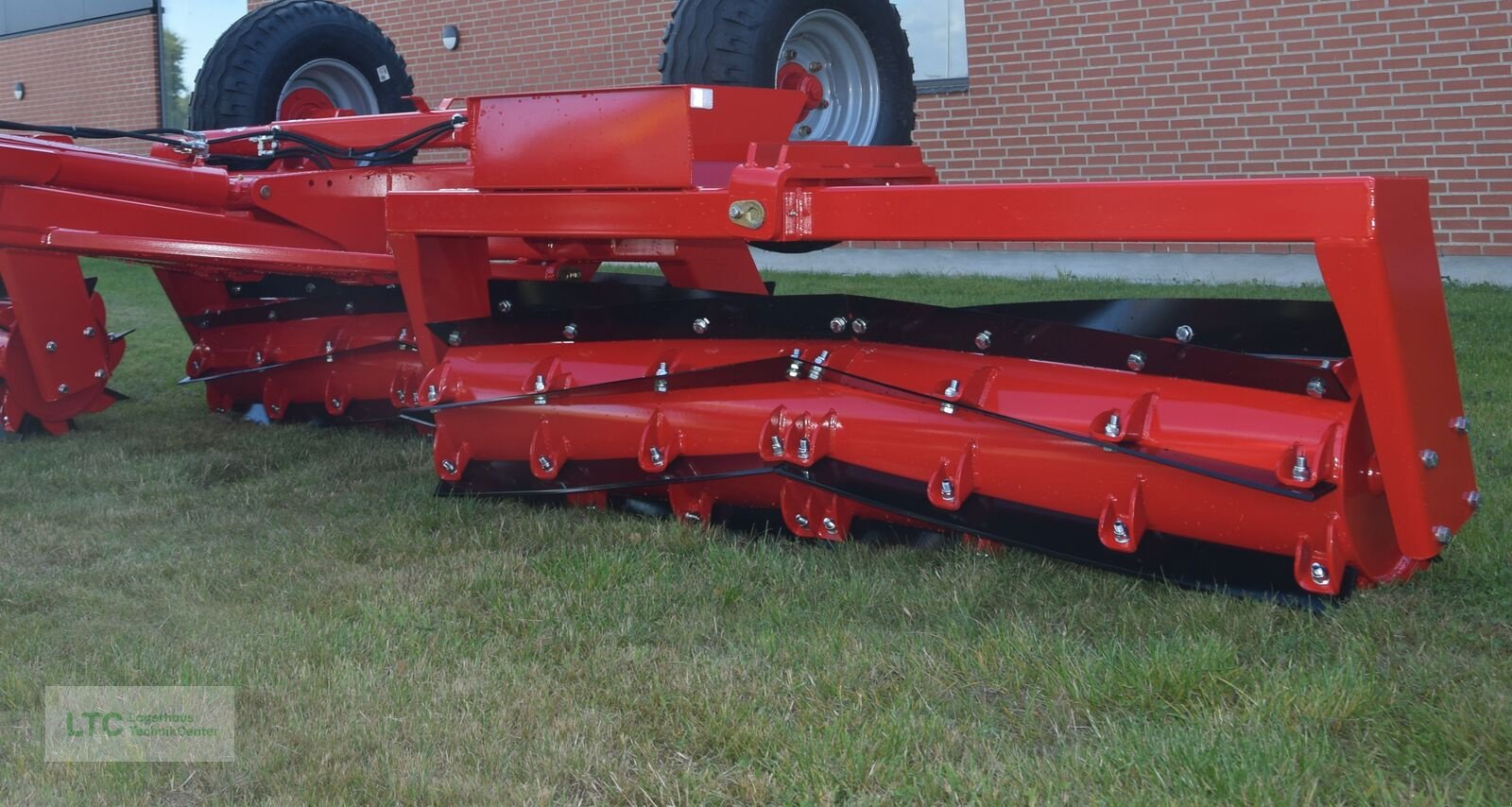 Packer & Walze des Typs HE-VA Messerwalze HE-VA, Neumaschine in Korneuburg (Bild 8)