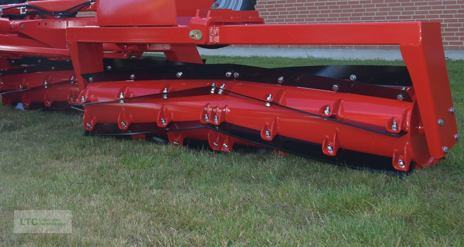 Packer & Walze des Typs HE-VA Messerwalze HE-VA, Neumaschine in Korneuburg (Bild 7)