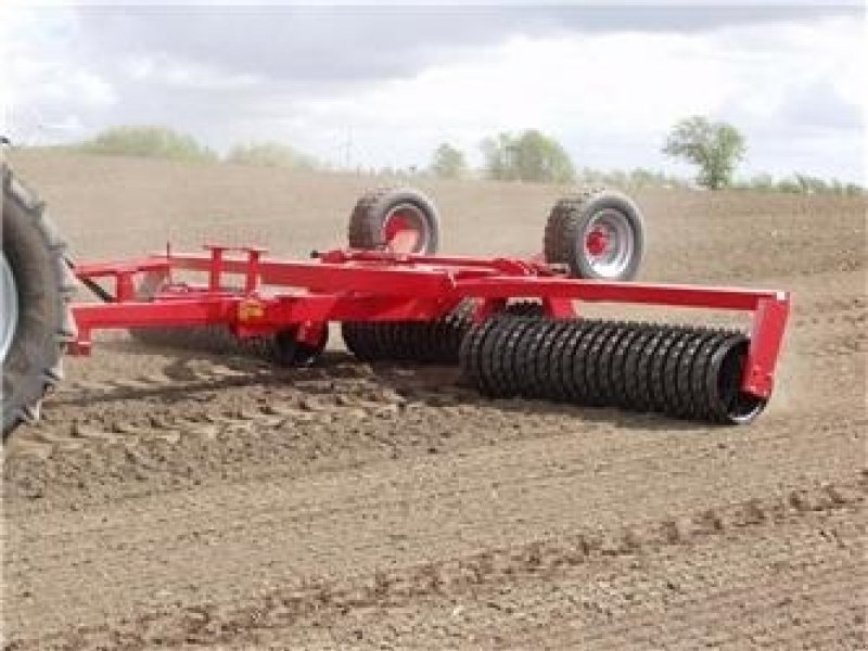 Packer & Walze от тип HE-VA TIP ROLLER 630 cm, Spring-Board, Gebrauchtmaschine в Mern (Снимка 1)