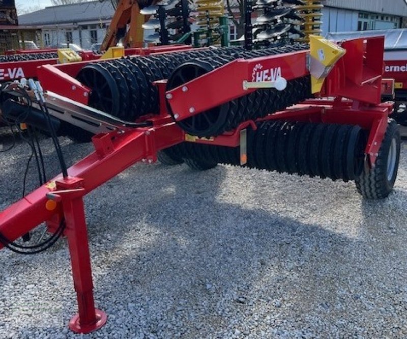 Packer & Walze del tipo HE-VA Tip-Roller 630, Neumaschine In Ingolstadt (Immagine 1)