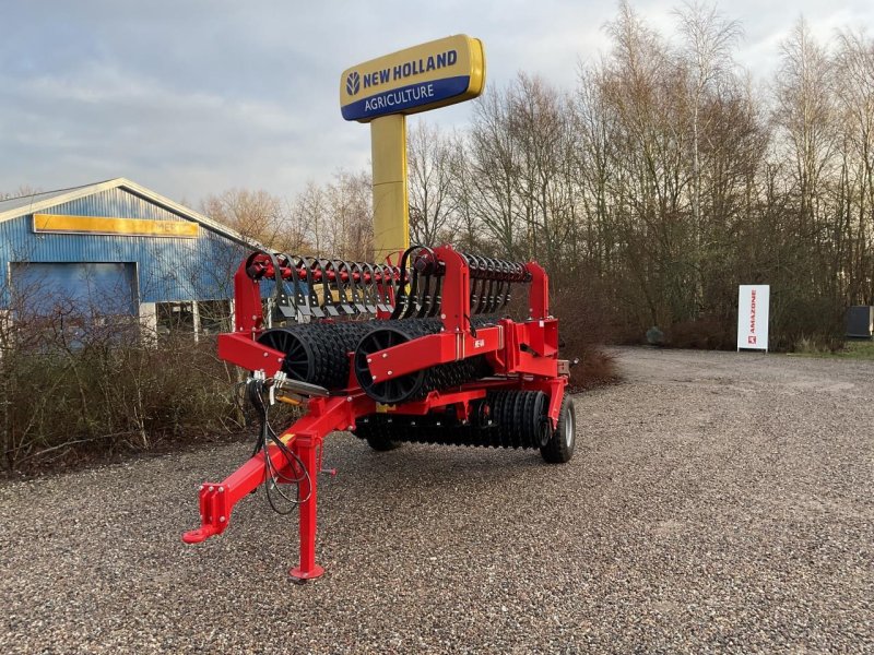 Packer & Walze du type HE-VA TIP-ROLLER 8,2 M, Gebrauchtmaschine en Maribo (Photo 1)