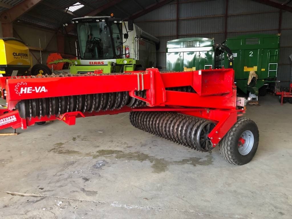 Packer & Walze Türe ait HE-VA Tip-Roller 8.2, Gebrauchtmaschine içinde Mern (resim 6)