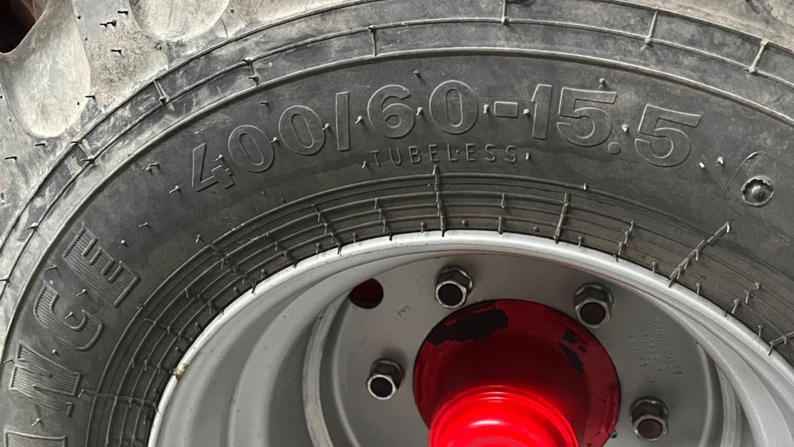 Packer & Walze типа HE-VA TIP ROLLER 820 Spring-Board + Hydr. Bremser, Gebrauchtmaschine в Borre (Фотография 4)