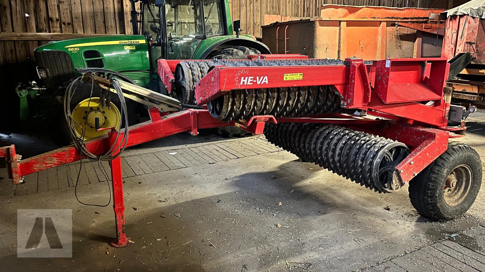 Packer & Walze del tipo HE-VA Tip-Roller, Gebrauchtmaschine In Regensburg (Immagine 4)